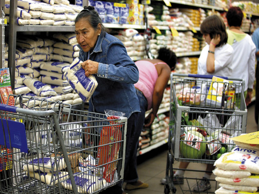 Usted puede ahorrar cuando compra comida