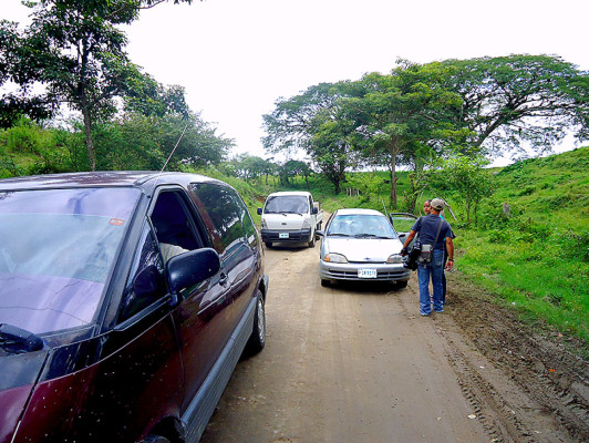 Habilitan vías alternas a carretera Panamericana
