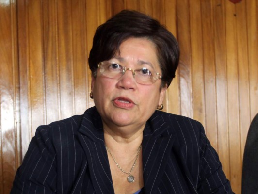 Suspenderán pagos de contratos millonarios