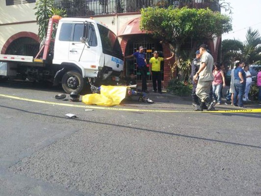 Niña muere en accidente en la colonia Loarque