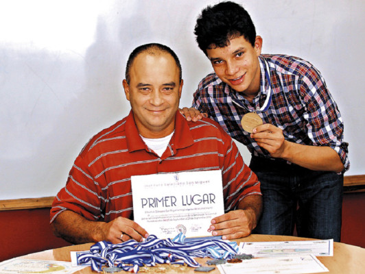 Un genio hondureño de las matemáticas