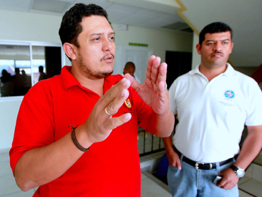 Dirigencia magisterial protesta en Tegucigalpa