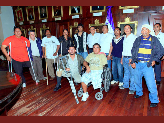 Migrantes retornados piden apoyo al presidente de Honduras