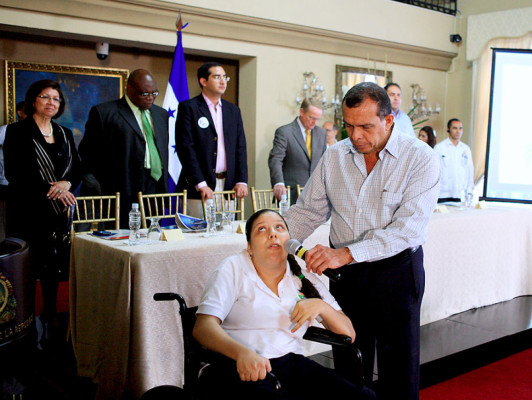 Lanzan programa Honduras por la vida