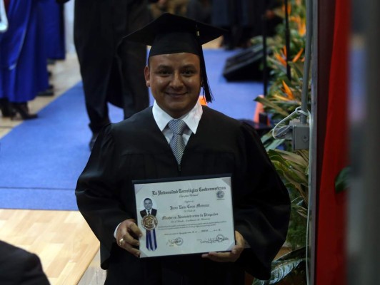 Juan René Cruz, un hondureño perseverante y con grandes sueños