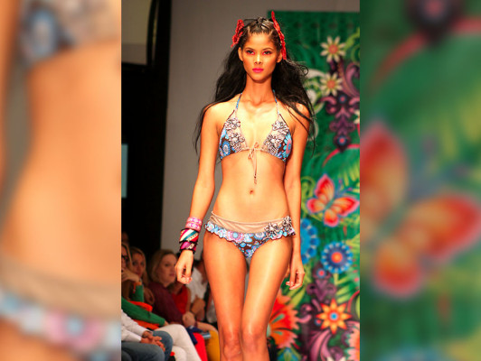 Salvajemente bella con Cosita Linda