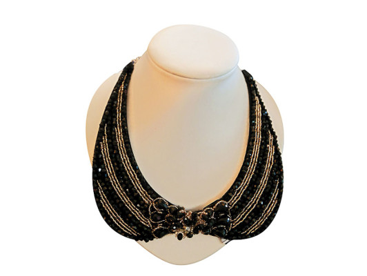 Con la moda hasta el cuello