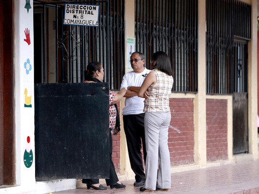 Maestros no quieren trabajar en enero