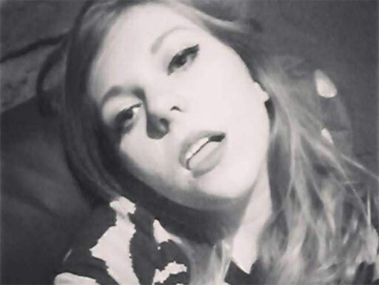 Joven rusa confiesa haber decapitado a su madre y hermana