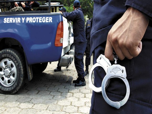 Honduras: Redes del narcotráfico penetraron a altos oficiales