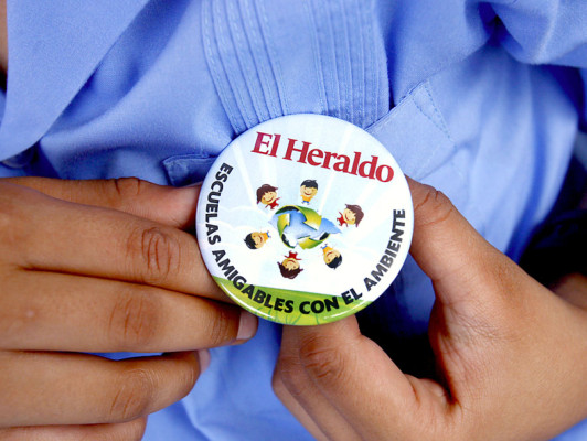 Escuelas asumen el compromiso de ser amigables con el ambiente