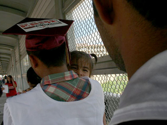 Hondureña recibe visa humanitaria en EE UU