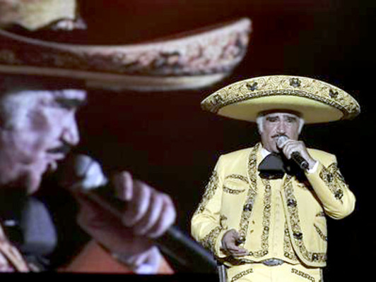 Vicente Fernández tiene pequeño tumor en el hígado
