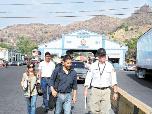 Honduras perdió 2,250 millones por sobornos en aduanas