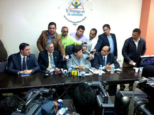 Diferencias entre interventores y la junta directiva del IHSS