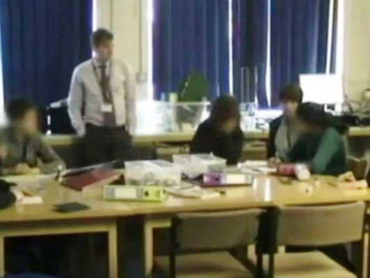 Un fantasma en la clase