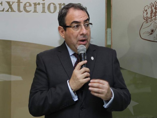 Honduras nombra embajador en Venezuela