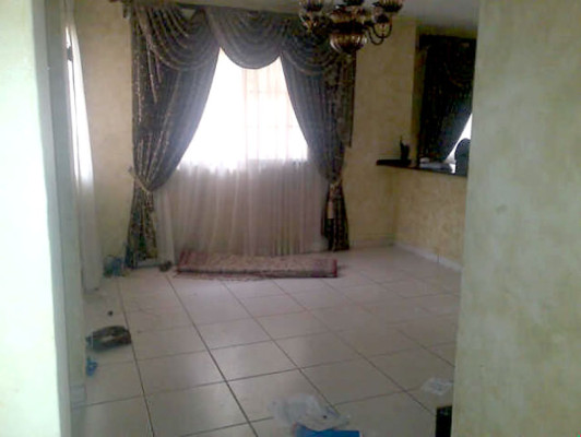 Allanan casas de 'Chepe' Handal en SPS