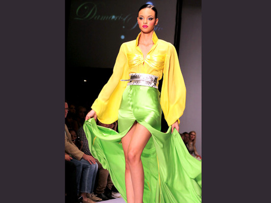 Colorida y excéntrica colección en Dominicana Moda 2012