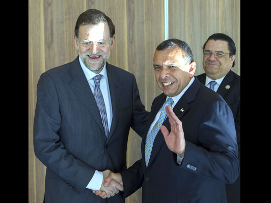 Presidentes de Honduras y España discuten agenda bilateral en Cádiz
