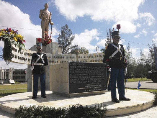 Honduras conmemora Día del Soldado