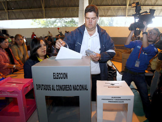 TSE inaugura las elecciones primarias Honduras 2012
