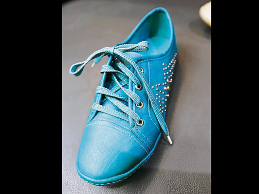 Las tachas bajan a sus pies