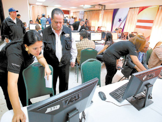 TSE: Si hubo fraude fue en las mesas receptoras