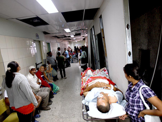 Audiencias de descargo para 25 médicos