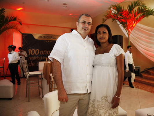 FOTOS: Brindis por éxito financiero de Banco Atlántida
