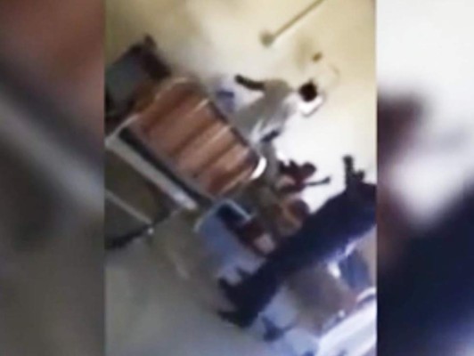 Paciente presenta denuncia contra médico hondureño por golpiza