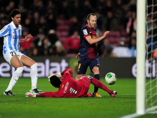 Málaga amarga al Barcelona en el Camp Nou