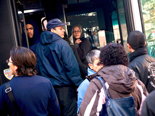 Nueva York reanuda actividades tras paso de Sandy