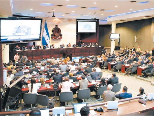 Honduras: Alistan contrarreformas a la Ley del Servicio Diplomático