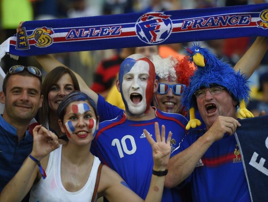 Francia avanza a octavos; Ecuador eliminado