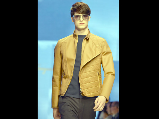 Sello masculino en pasarela de Milán