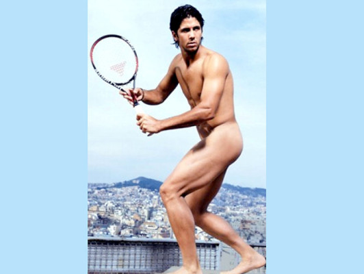 FOTOS: Se desnudan por una buena causa