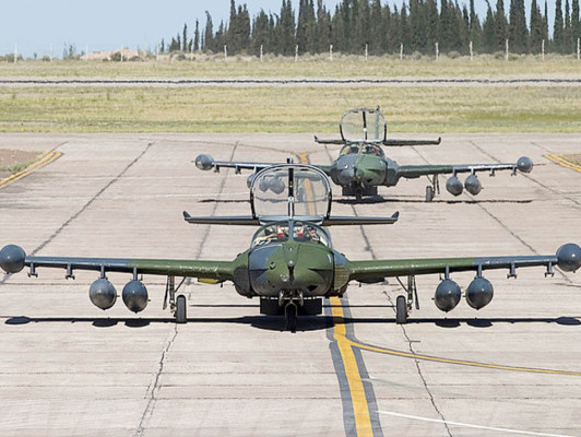 El Salvador usará aviones contra 'amenazas emergentes'