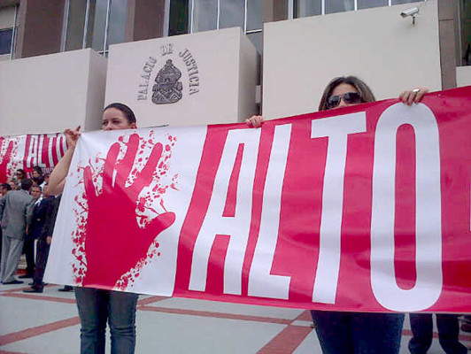 Abogados de Honduras exigen justicia ante CSJ