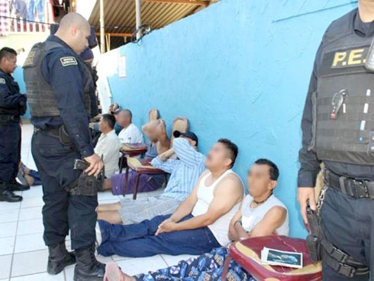 Capturan a hondureños indocumentados en México