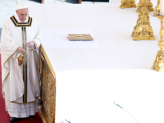 FOTOS: La multitudinaria asunción del Papa Francisco