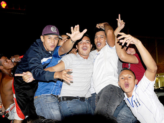 Honduras celebra a lo grande la clasificación