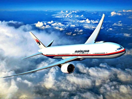 Navegante afirma que vio avión de Malaysia Airlines en llamas
