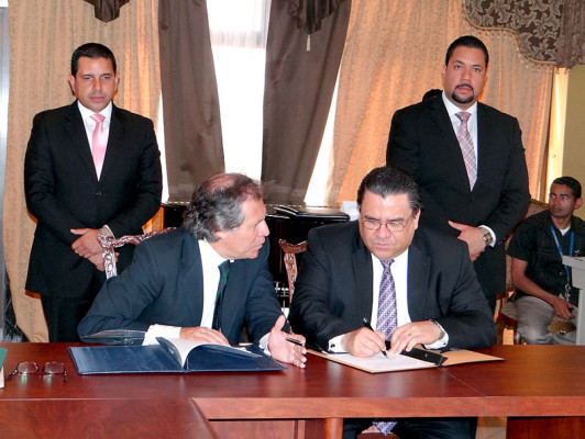 Uruguay presenta propuesta para invertir en Hondutel