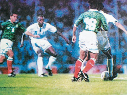 La noche que Honduras perdió todos sus miedos ante México