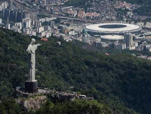 Unos 2,700 militares patrullarán favelas de Rio hasta fin del Mundial
