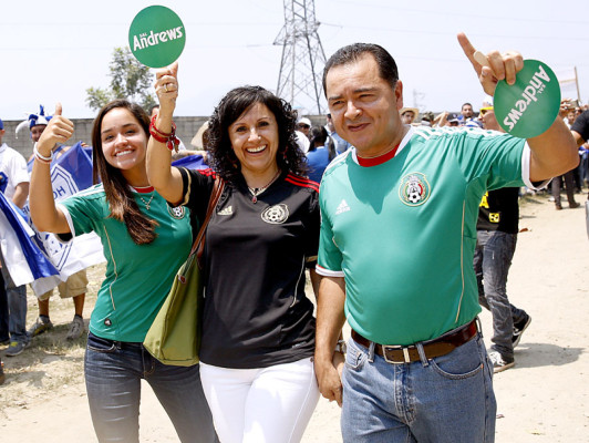 FOTOGALERÍA: El color del Honduras-México