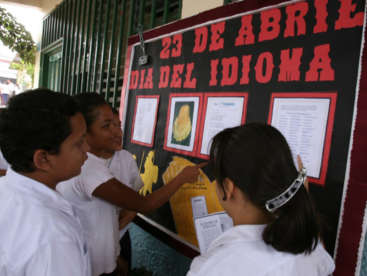 El idioma español evoluciona y se extiende