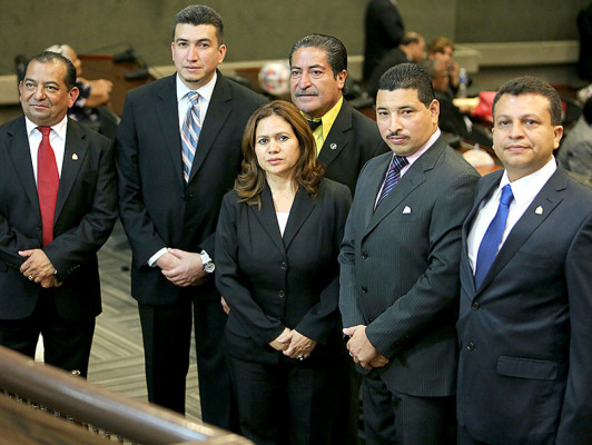 Miembros del Consejo de la Judicatura juran ante el CN