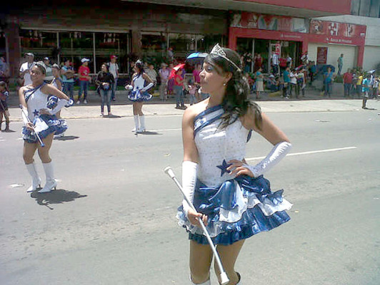 Alegría, belleza y y ritmo para la capital